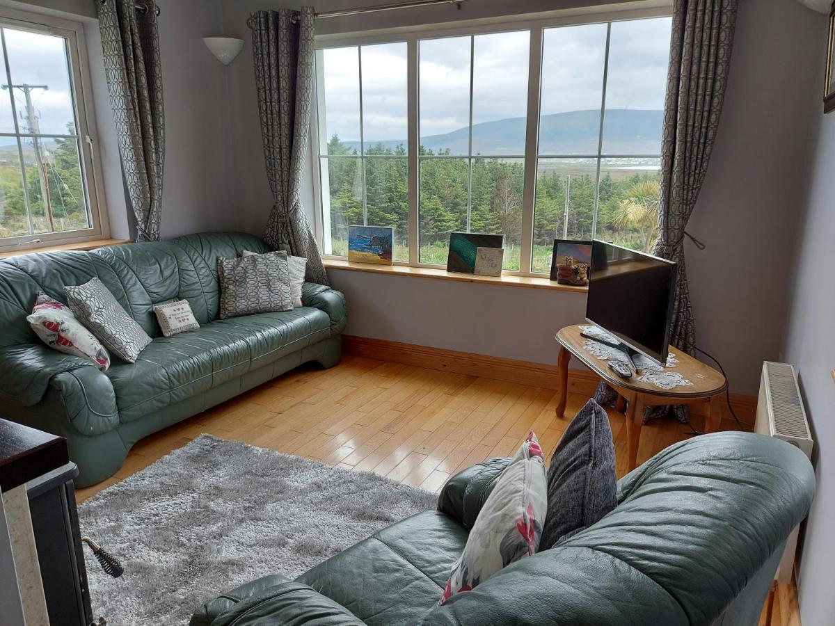 Minaun Cliff View Lägenhet Keel  Exteriör bild